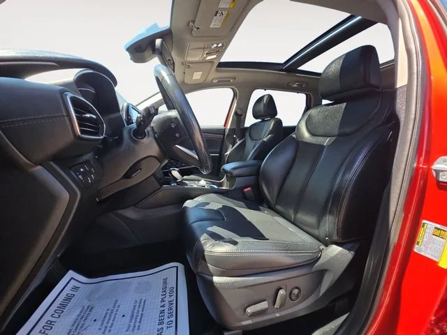 Used 2019 Lava Orange Hyundai Limited image 9