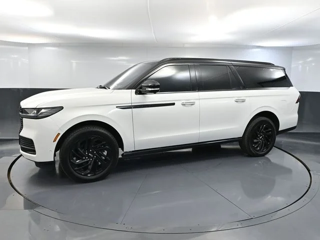 2025 Lincoln Navigator Reserve - Photo 11