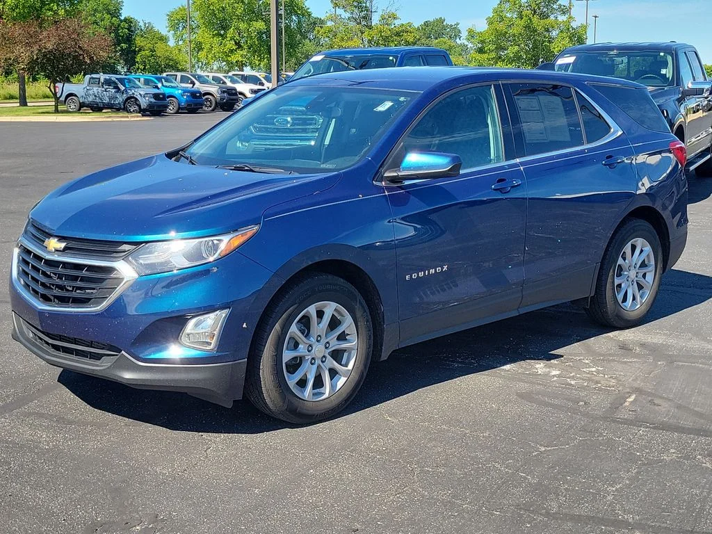 Used 2020 Pacific Blue Metallic Chevrolet LT image 2