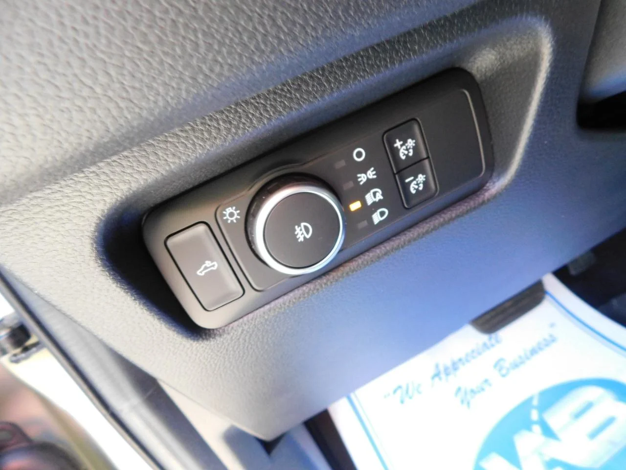 New 2025 Desert Sand Ford XLT image 30