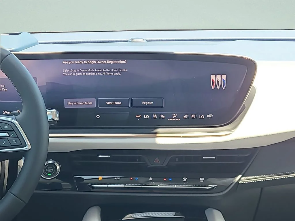 New 2026 Iridescent White Tricoat Buick Avenir image 19