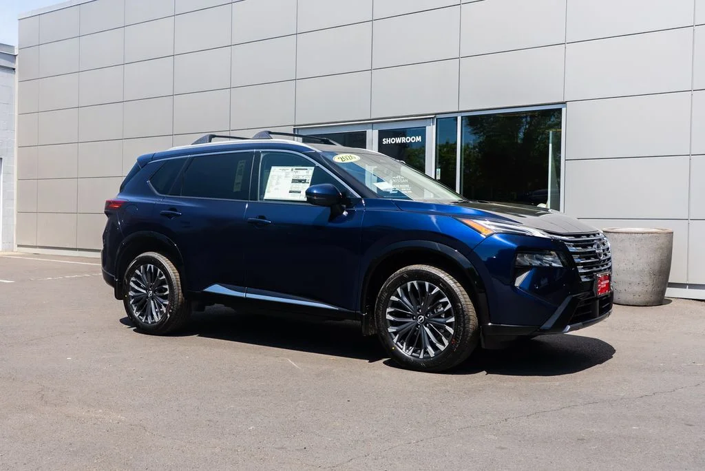 New 2026 Deep Ocean Blue Pearl Nissan Platinum image 30