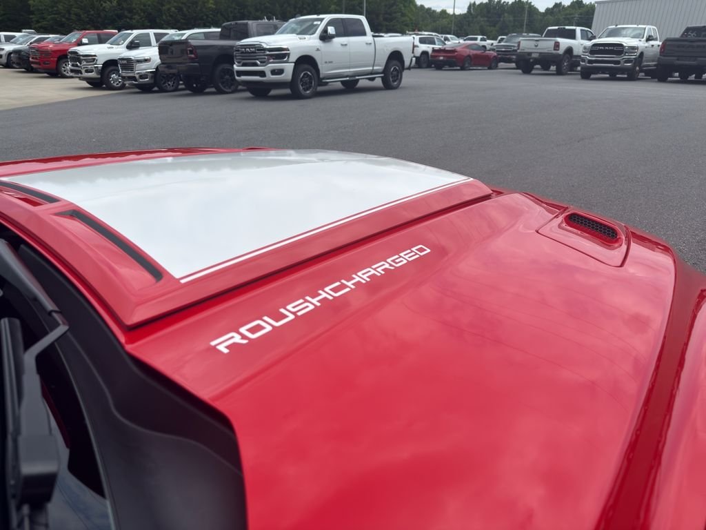 Used 2015 Race Red Ford GT Premium image 18