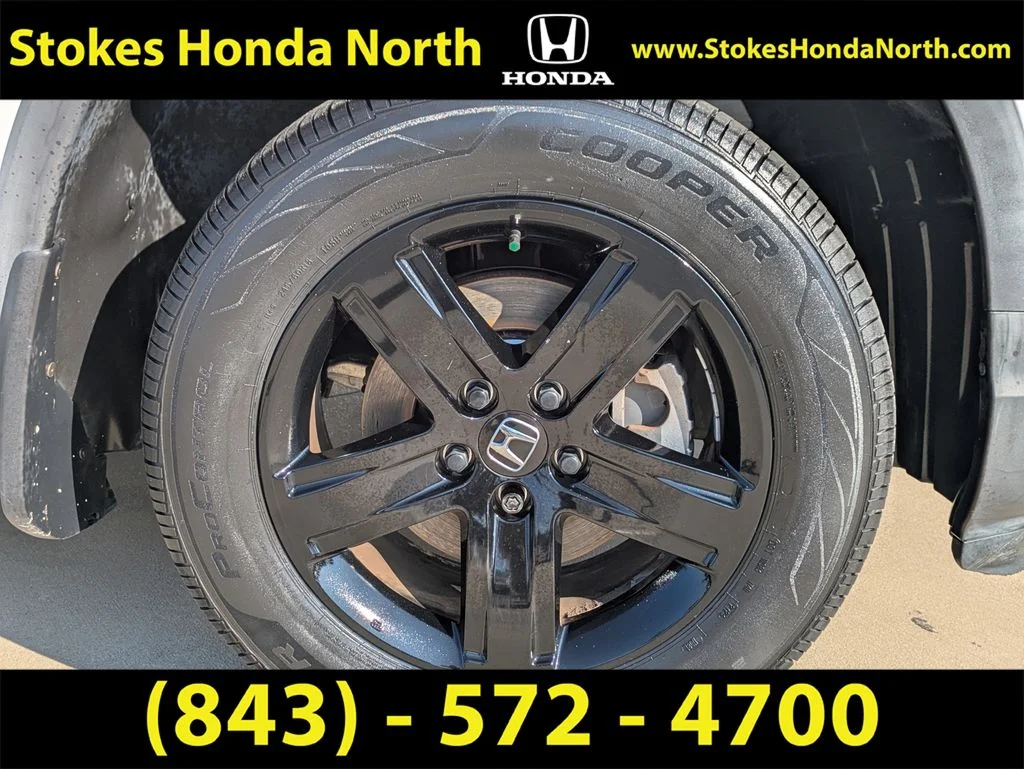 Certified Used 2021  Honda Black Edition image 10