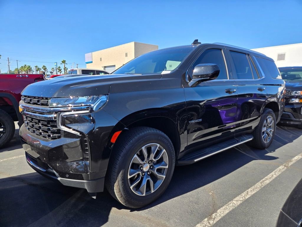 2024 Chevrolet Tahoe 2WD LS's photo