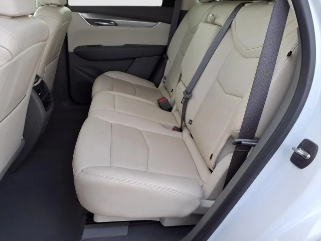 Used 2022 CRYSTAL WHITE TRICOAT Cadillac FWD Premium Luxury image 11
