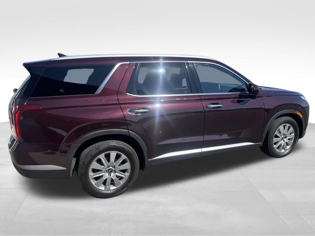 Used 2025 Red Hyundai SEL image 8