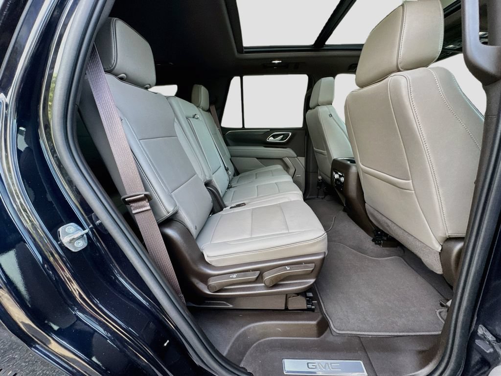 Used 2022 MIDNIGHT BLUE METALLIC GMC SLT image 32