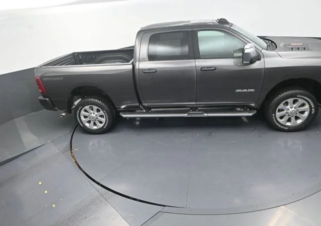New 2026 Granite Crystal Metallic Clear-Coat Exterior Paint RAM Laramie image 19