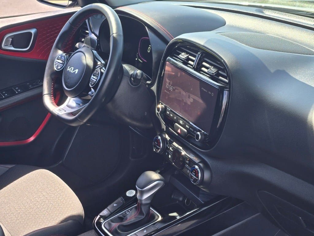 Certified Used 2025 Steel Gray Kia GT-Line image 8