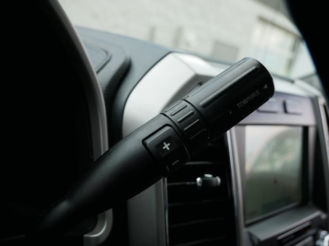 Used 2018 Ingot Silver Ford Lariat image 30