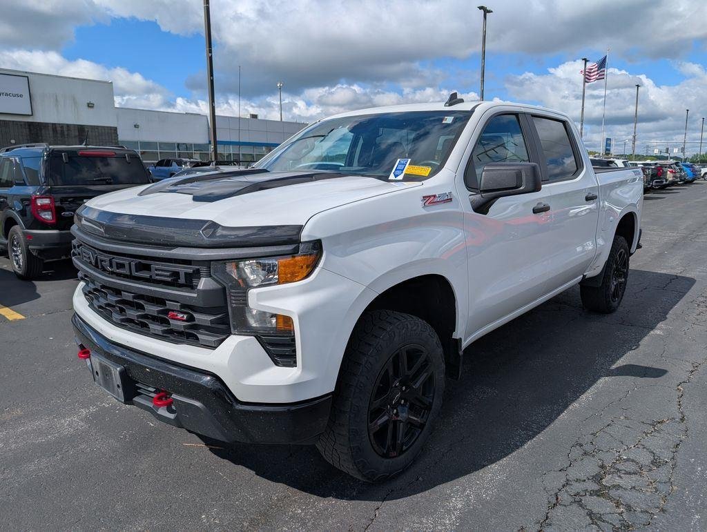 Used 2023 Summit White Chevrolet Custom Trail Boss image 5