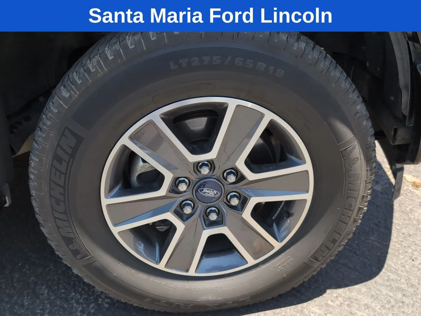 Used 2017 Shadow Black Ford XLT image 4