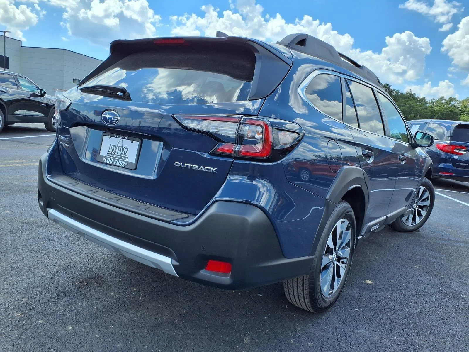 Used 2023 Cosmic Blue Pearl Subaru Limited image 34