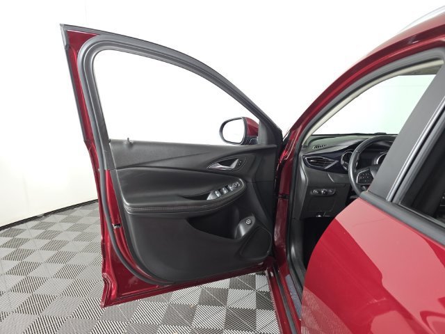 Used 2023 CINNABAR METALLIC Buick Select image 20