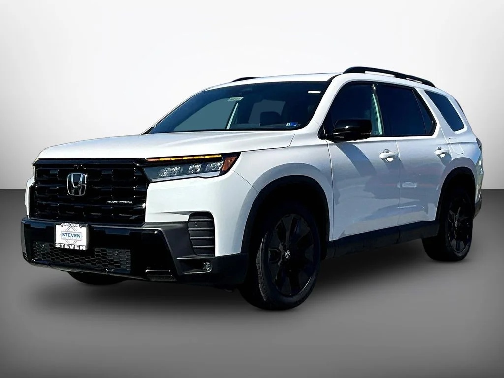 New 2026 Platinum White Pearl Honda AWD Black Edition image 3