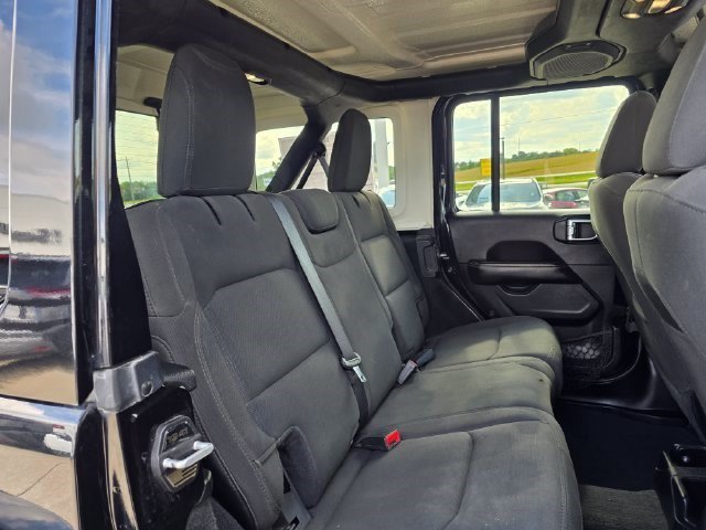 Used 2020 Black Clearcoat Jeep Sahara image 13