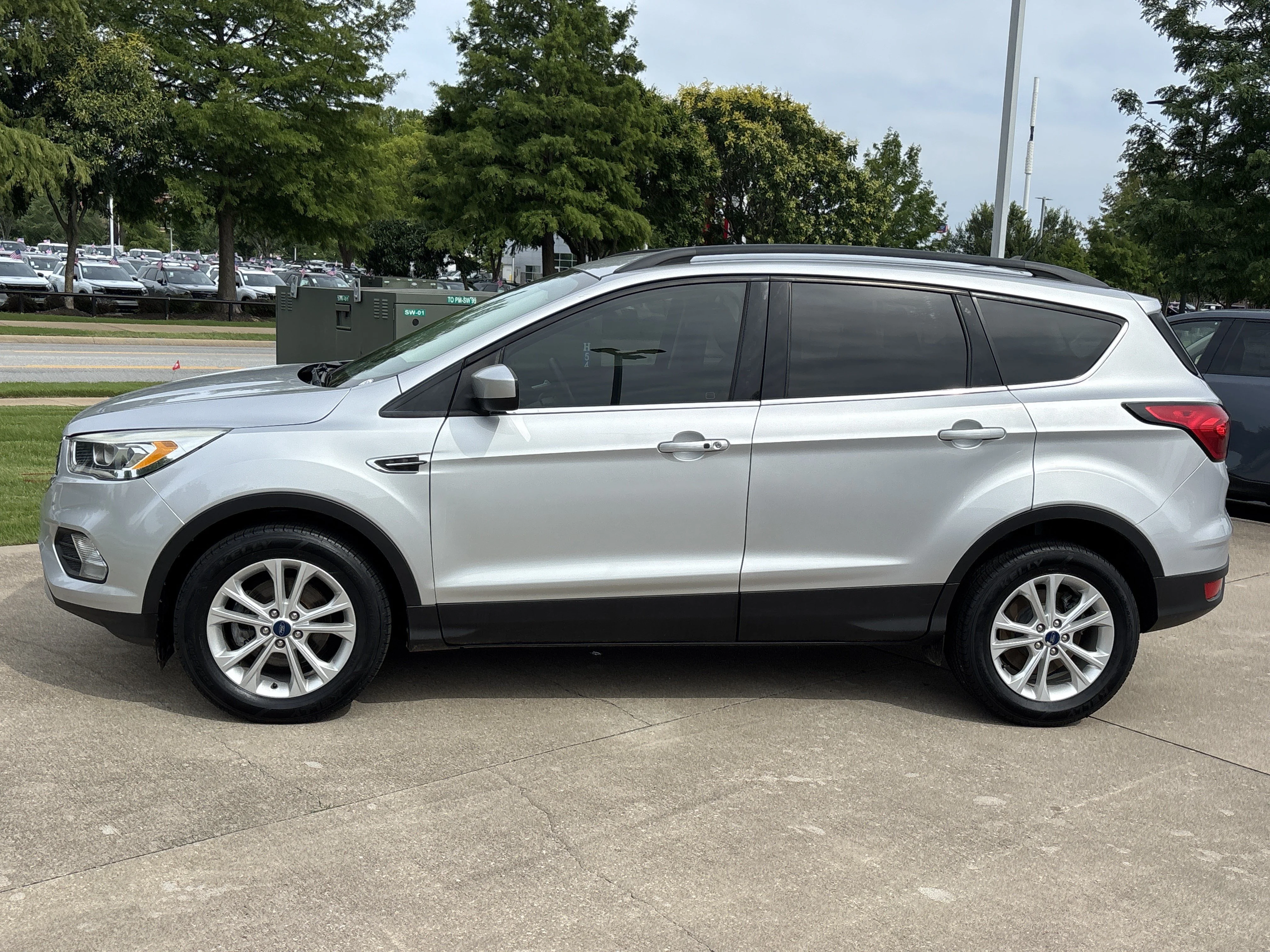 Used 2019 Ingot Silver Metallic Ford SEL image 11
