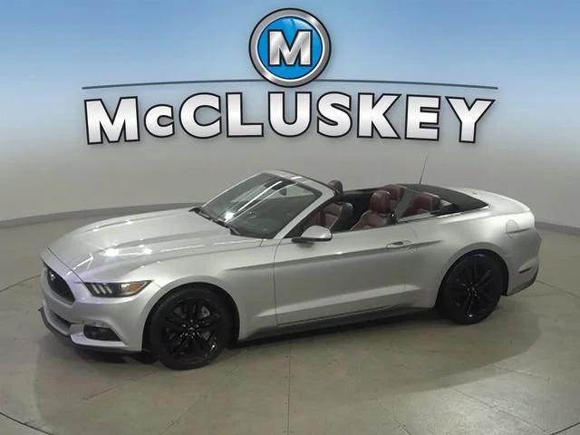 2015 Ford Mustang EcoBoost Convertible Premium's photo