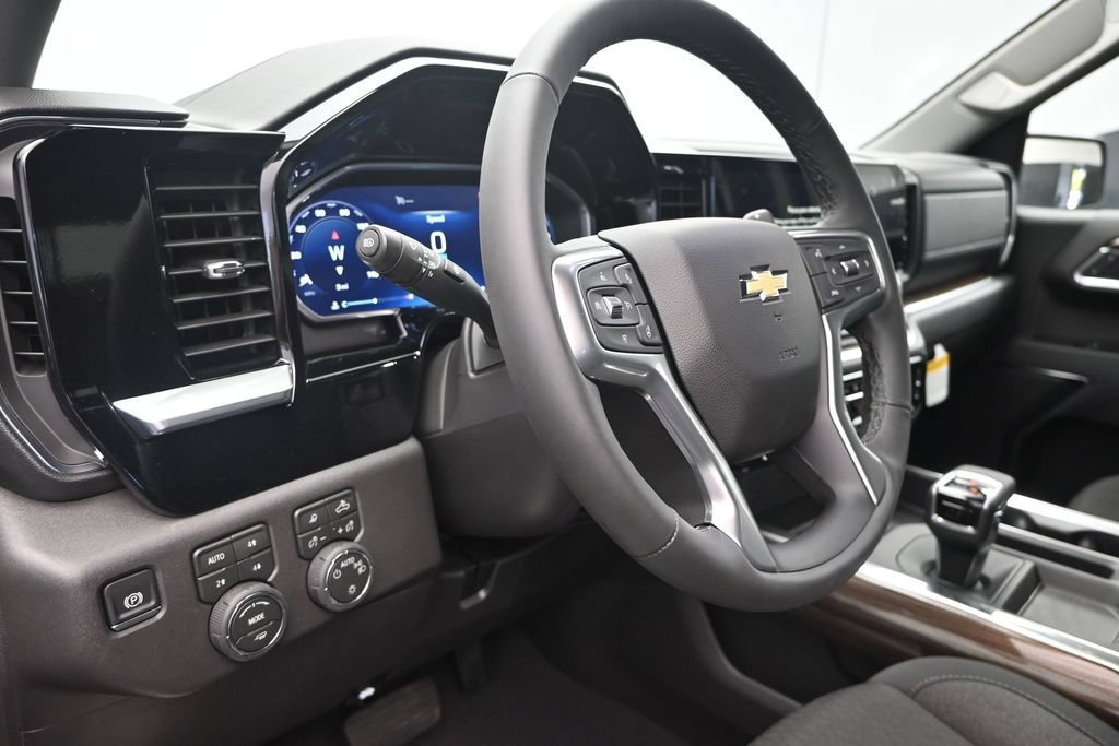 2026 Chevrolet Silverado 1500 LT - Photo 12