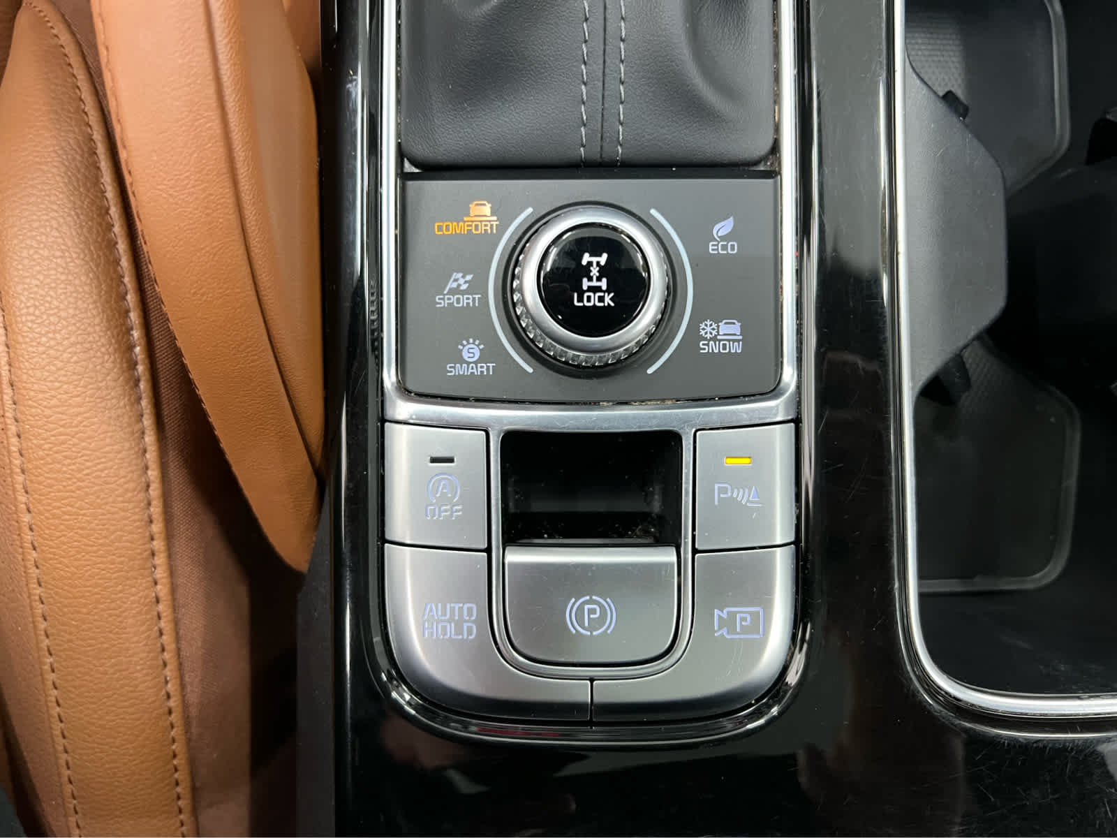 Used 2023 Wolf Gray Kia SX X-Line image 31