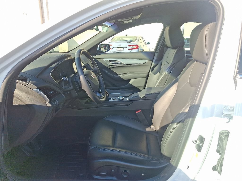 2024 Cadillac CT5 Luxury - Photo 14