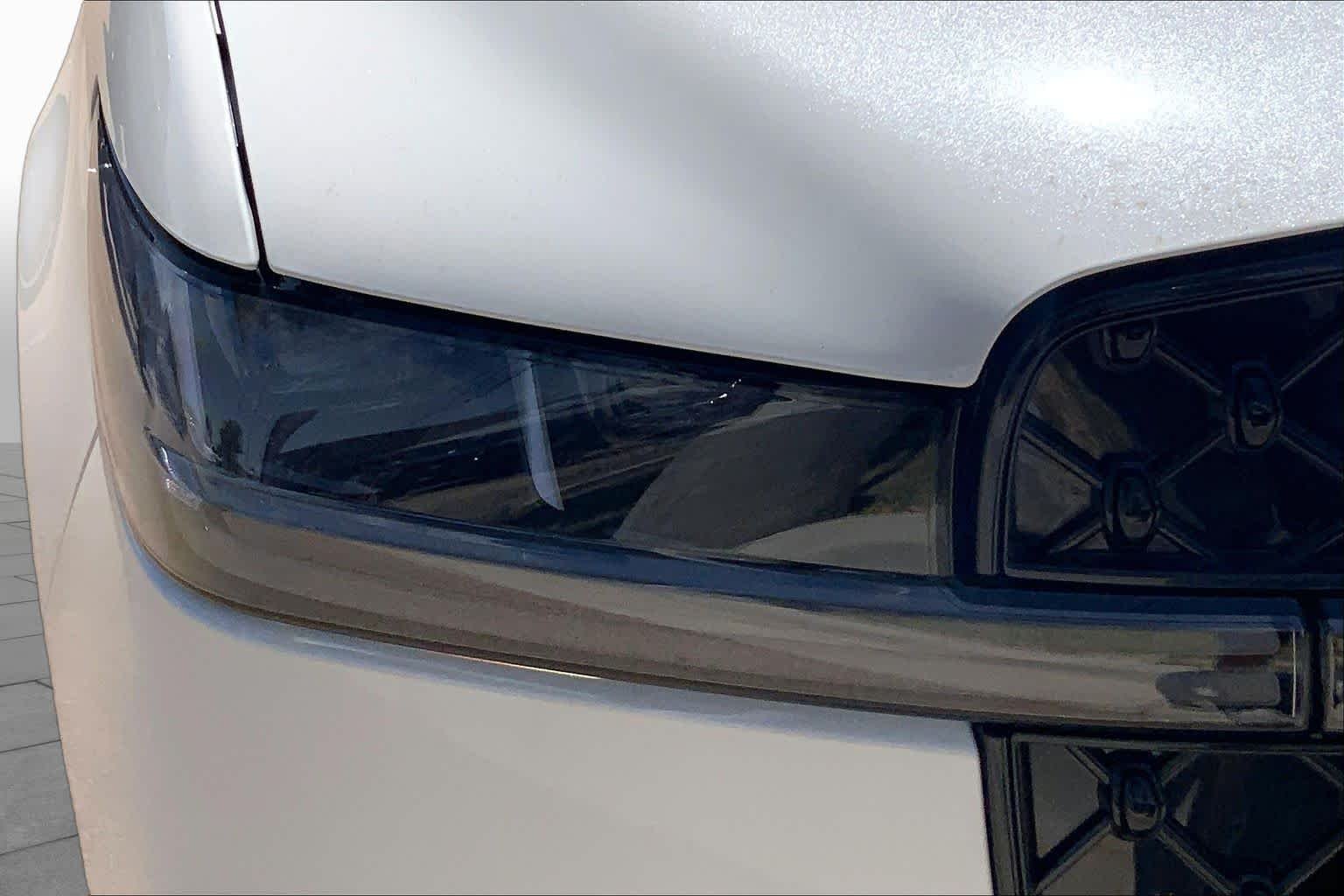 New 2026 Pristine White Metallic Tri-Coat Lincoln Reserve image 13