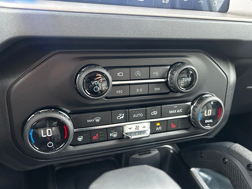 New 2026 Desert Sand Ford Outer Banks® image 19