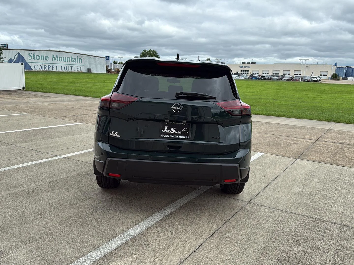 New 2026 OBSIDIAN GREEN Nissan Dark Armor image 6