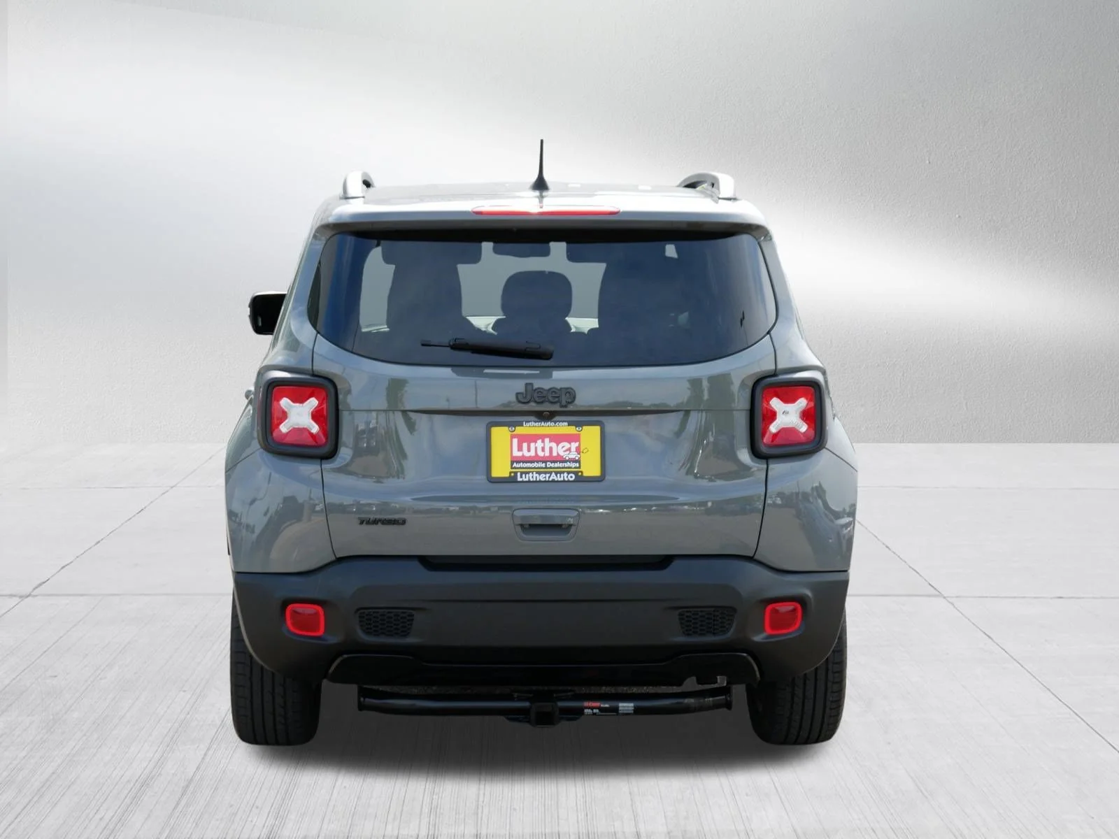 Used 2022 Sting-Gray Clearcoat Jeep Altitude image 6