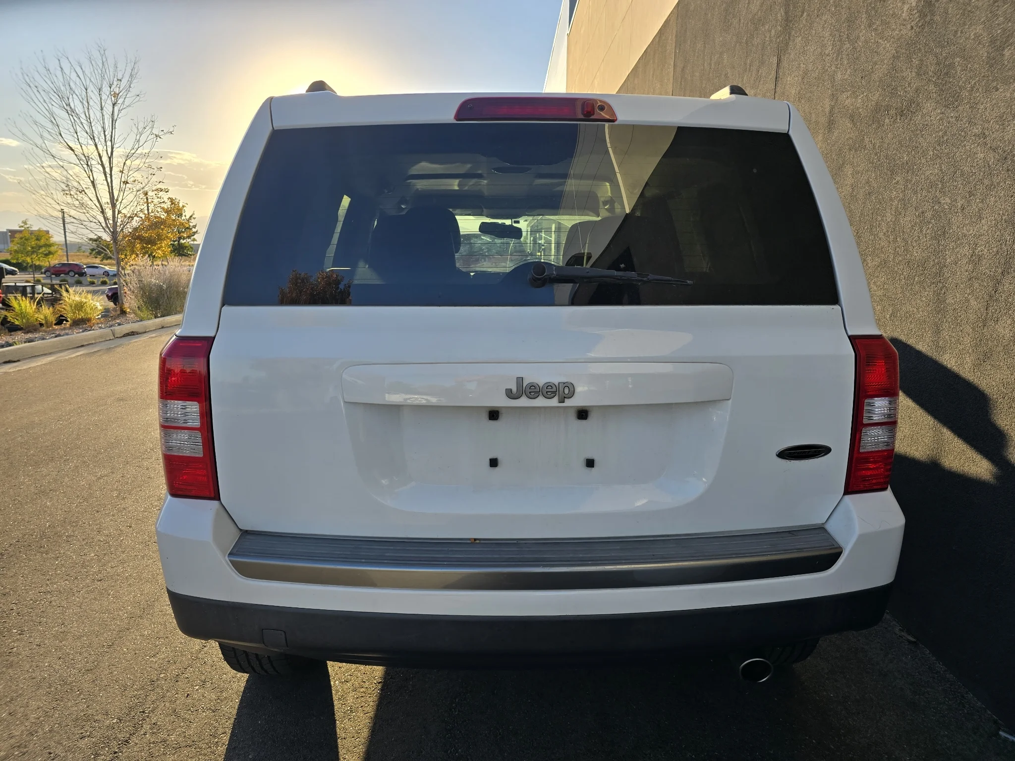 Used 2017 Bright White Clearcoat Jeep Sport SE image 4