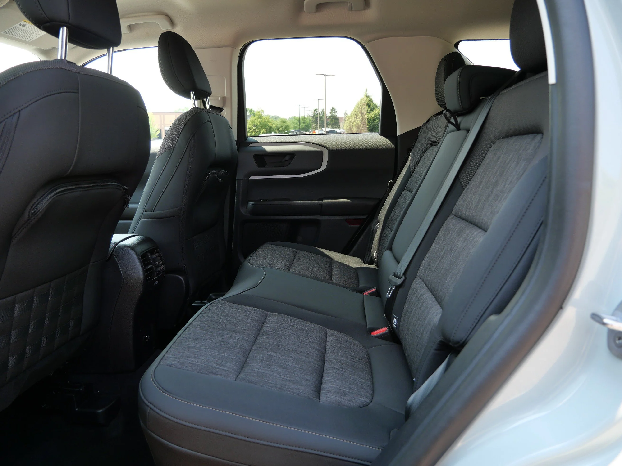 Used 2023 Cactus Gray Ford Big Bend image 13