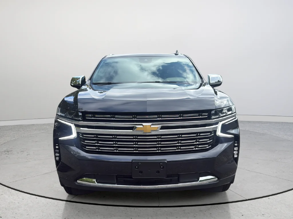 Used 2024 Gray Chevrolet Premier image 3
