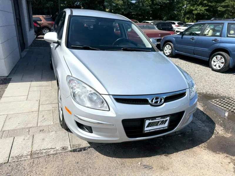 2011 Hyundai Elantra Touring GLS - Photo 26