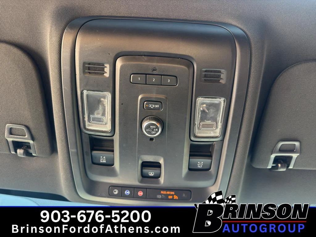 Used 2021 Black Chevrolet Z71 image 30