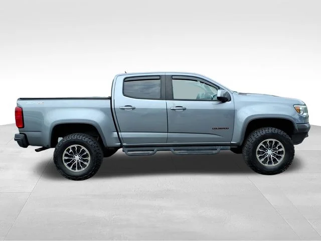 Certified Used 2018 Gray Chevrolet ZR2 image 11