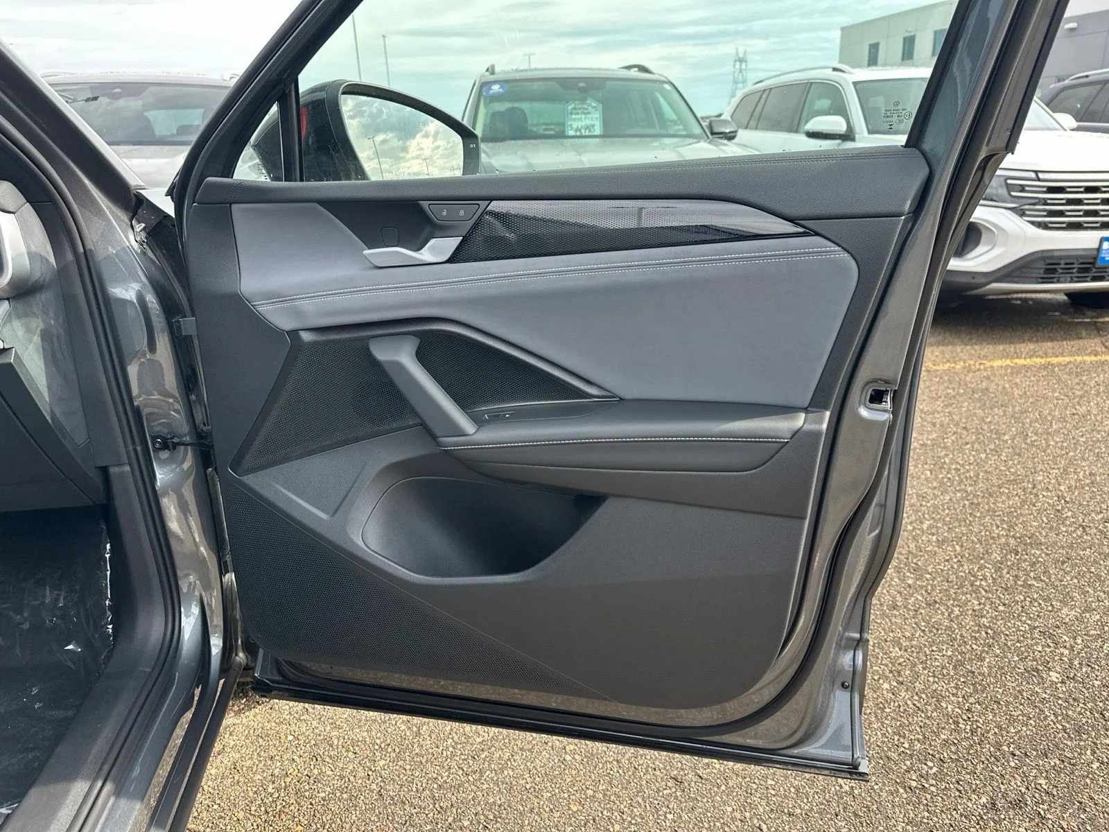 New 2026 Gray Volkswagen 2.0T SE R-Line Black image 41