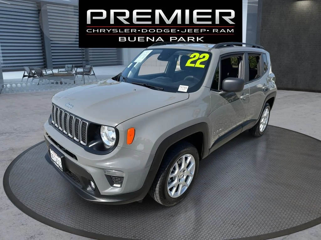 2022 Jeep Renegade Latitude 4x4's photo