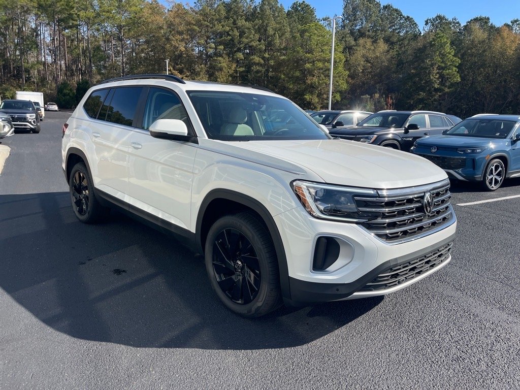 2026 Volkswagen Atlas SE w/Tech - Photo 3