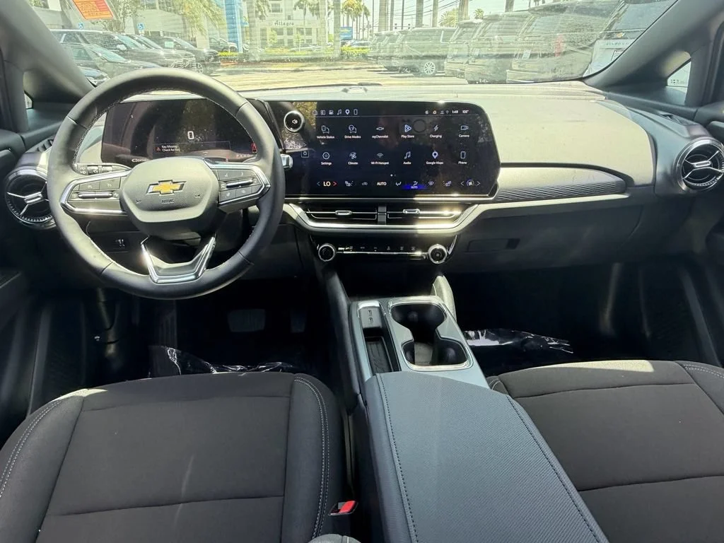 2026 Chevrolet Equinox EV 1LT - Photo 8