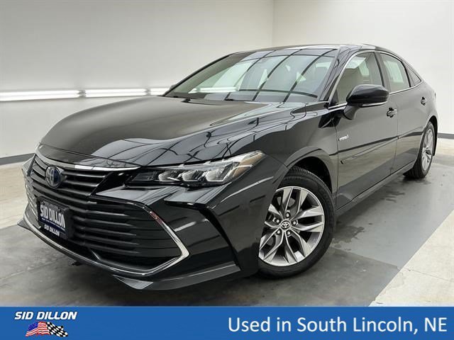  2021 Toyota Avalon Hybrid XLE FWD   