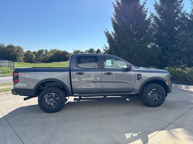 New 2026 Carbonized Gray Metallic Ford XLT image 34