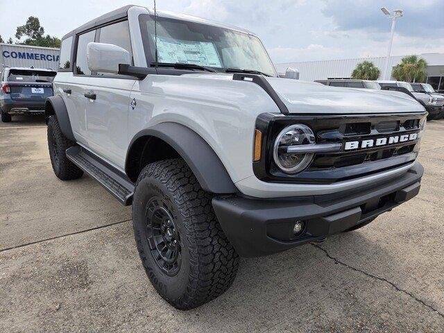 New 2026 Avalanche Gray Ford Outer Banks® image 7