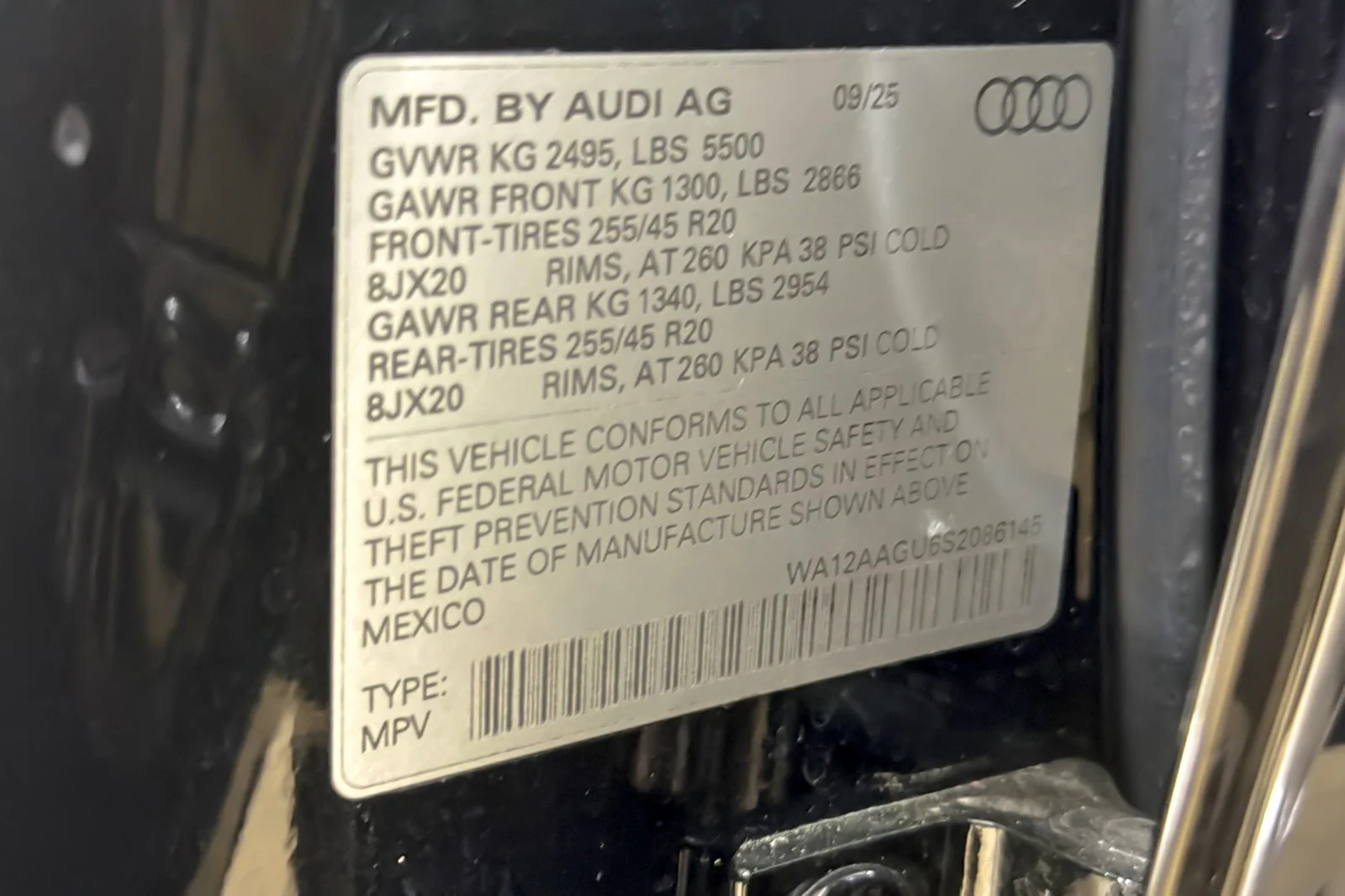 Used 2025 Mythos Black Metallic Audi Premium Plus 2.0 TFSI quattro image 27