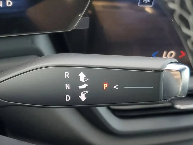 New 2026 Carpeted floor covering Chevrolet LT - Extended Range image 29