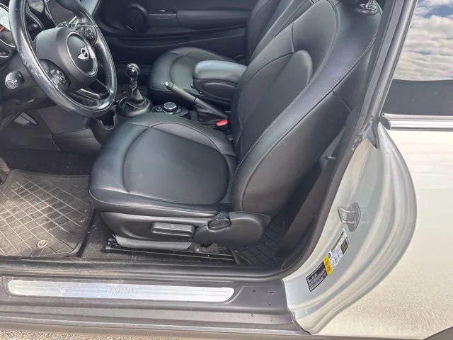 Used 2018 Silver MINI Base image 8