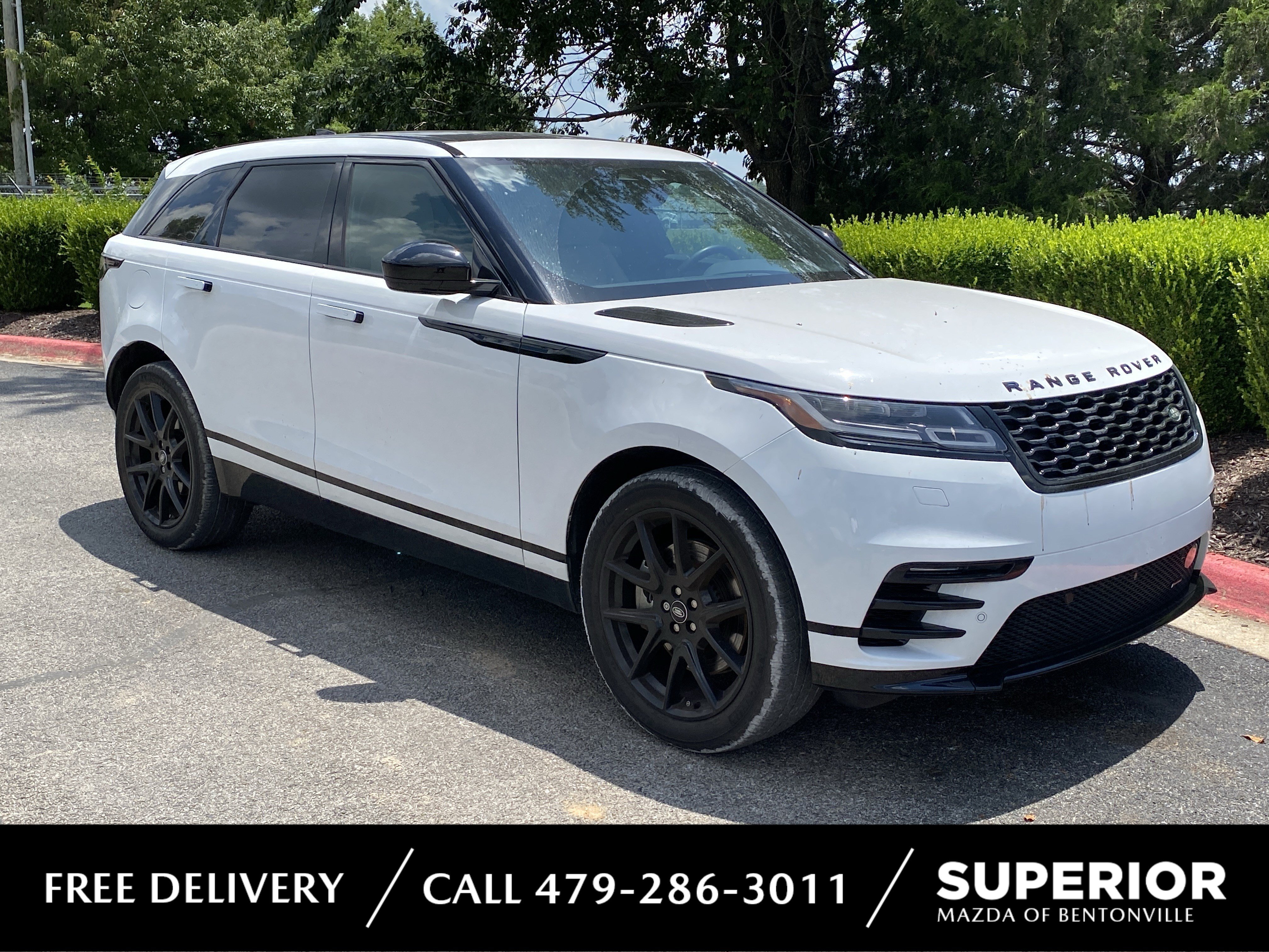 2023 Land Rover Range Rover Velar R-Dynamic S's photo