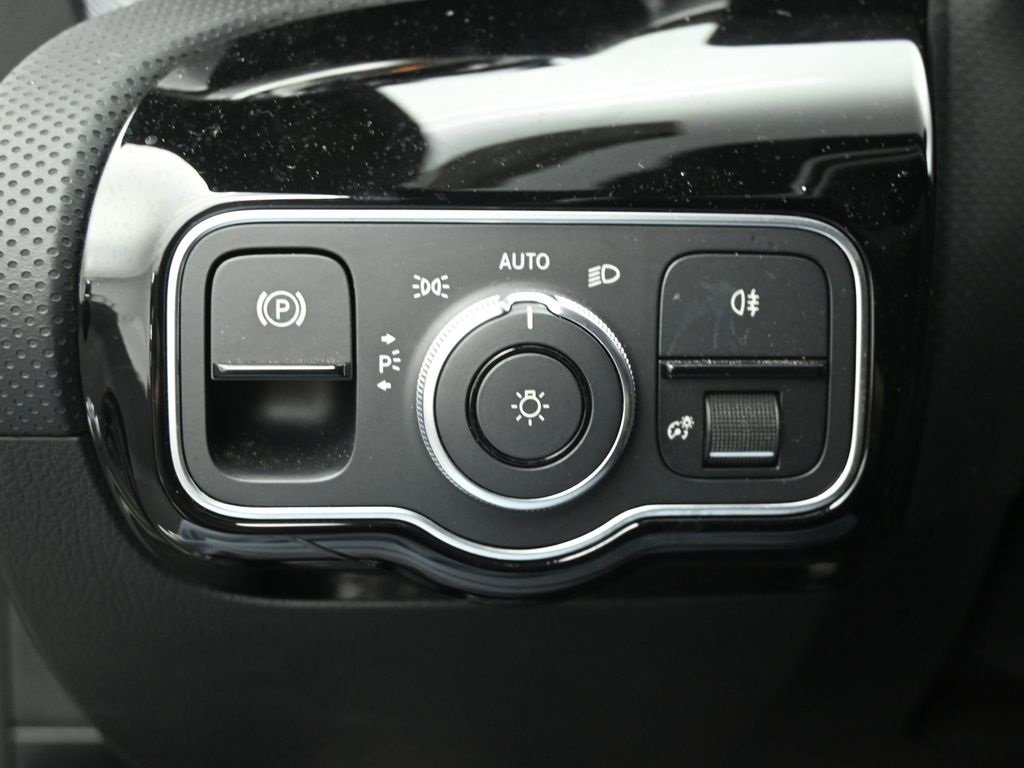 2022 MERCEDES-BENZ CLA-CLASS - Image 10