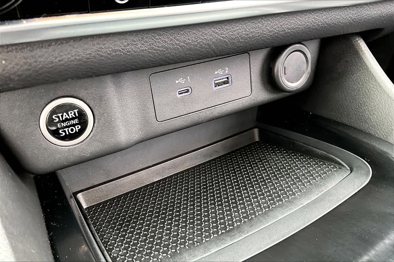 Used 2022 Gun Metallic Nissan SV image 35