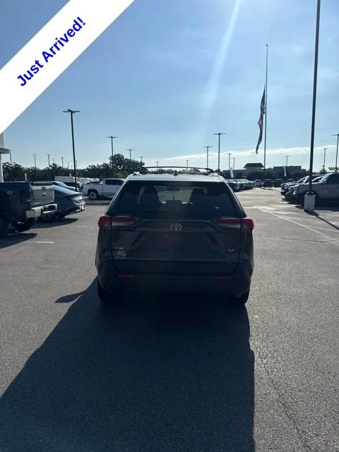 Used 2021 Gray Toyota LE image 6
